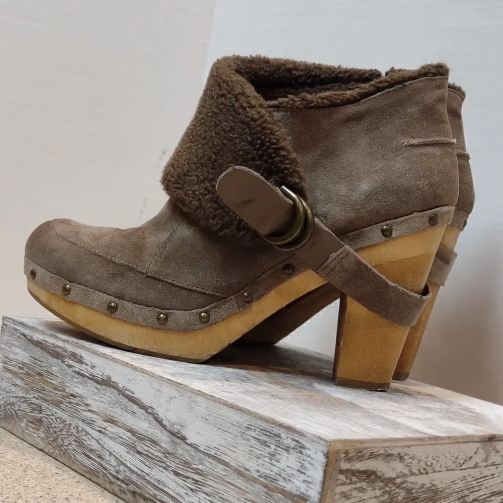 👍 Vintage Nine West  Suede Booties Retro Size 9.   A8